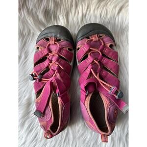 Keen Girls' Pink Outdoor Sandals - Comfortable and Durable